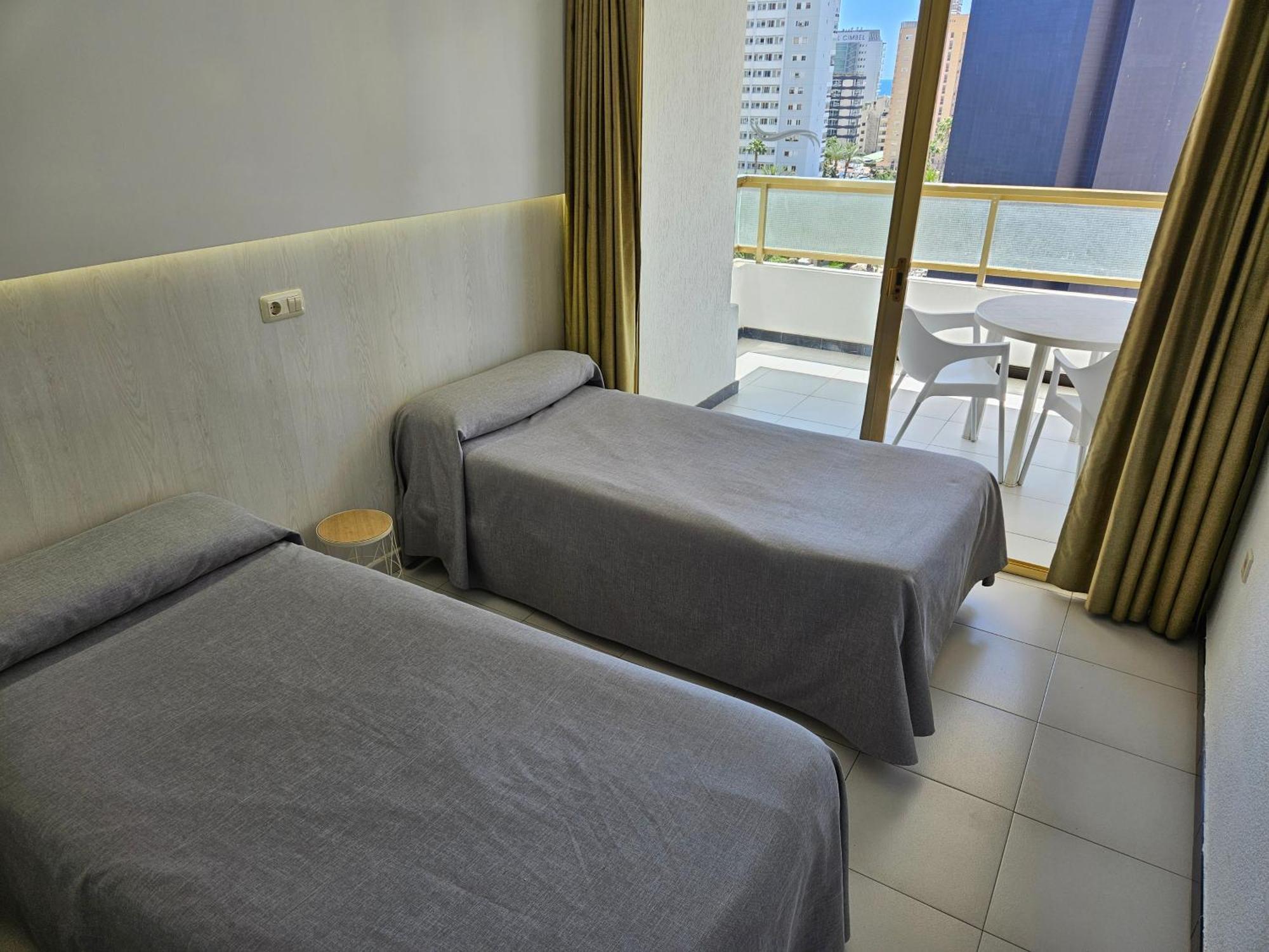 Apartamentos Maria Victoria بينايدورم المظهر الخارجي الصورة