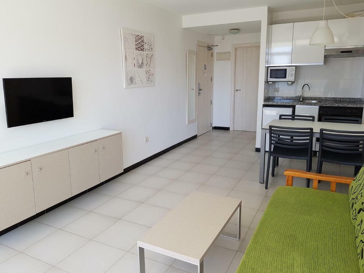 Apartamentos Maria Victoria بينايدورم المظهر الخارجي الصورة